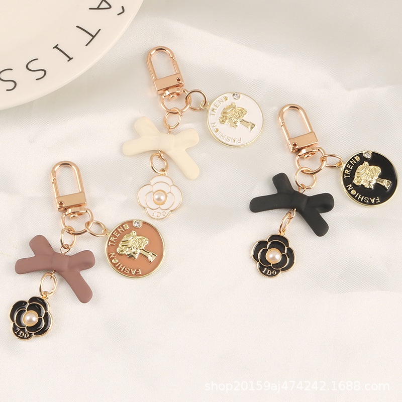 Móc Chìa Khóa Xe Hơi Hình Nơ Đính Ngọc Trai Dễ Thương