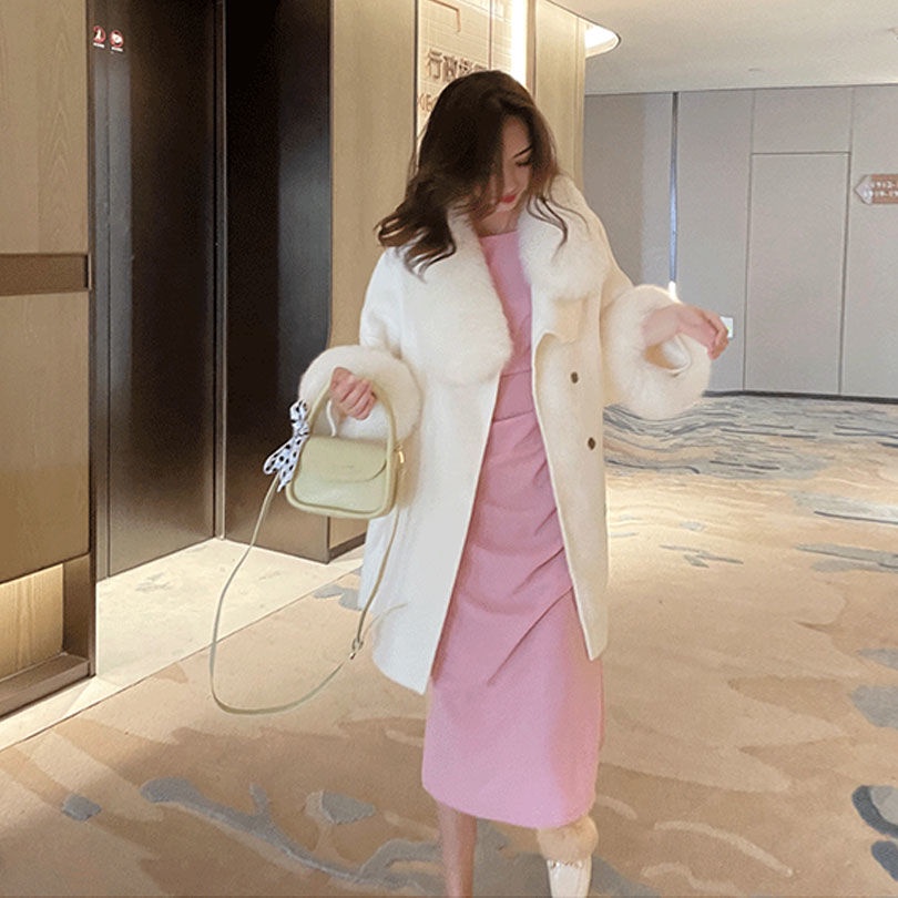 Áo khoác lông dáng rộng màu hồng thời trang thu đông cho nữ 2021 1218
 | BigBuy360 - bigbuy360.vn