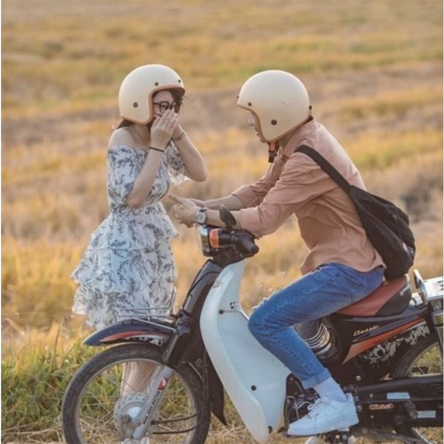 Mũ Bảo Hiểm 3/4 đầu Cao Cấp Lót Nâu Classic Như Hình Tặng kèm lưỡi trai -17 màu- Hàng CTY-Cam Kết Chất Lượng,Giống Hình