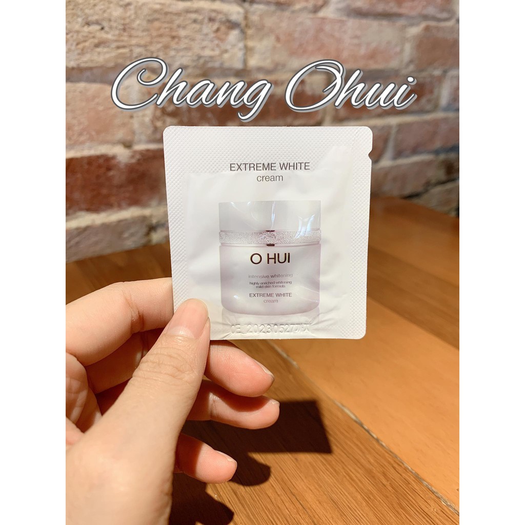 [1 Gói ] Kem dưỡng trắng da Ohui - Ohui Extreme White Cream