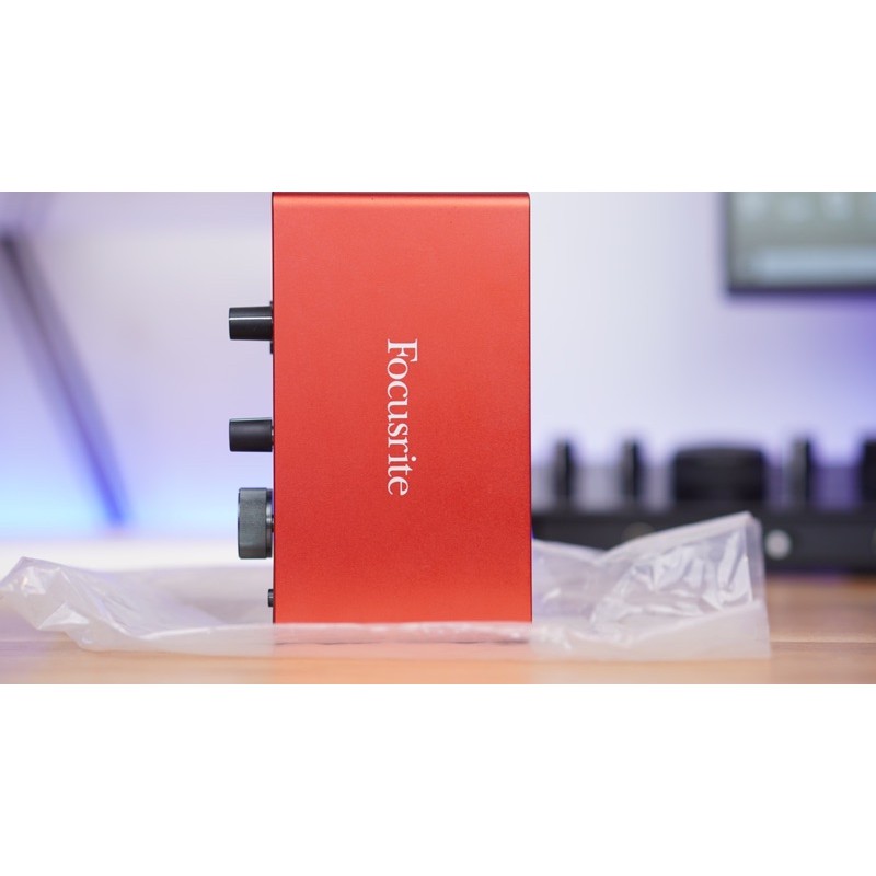 Sound Thu Âm Focusrite Solo