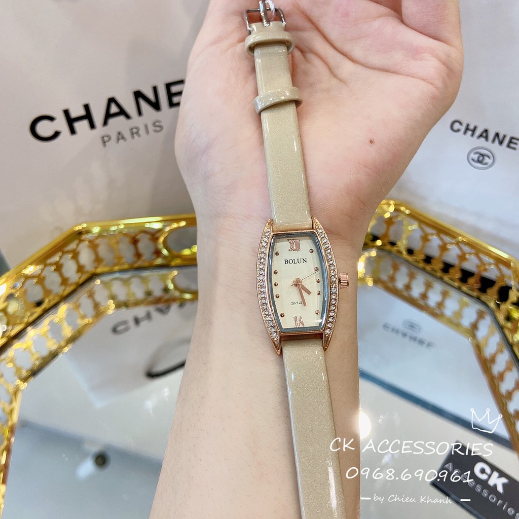 Đồng hồ nữ Bolun dây da mặt hình thùng rượu viền đá ảnh thật