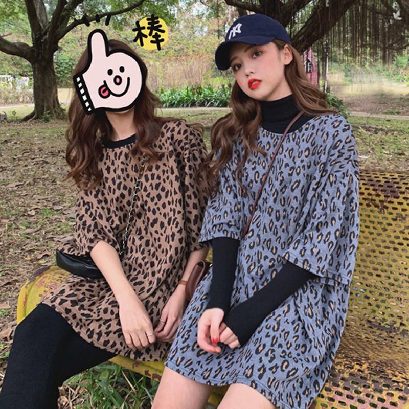 Áo thun ngắn tay họa tiết da báo phong cách Hàn Quốc
