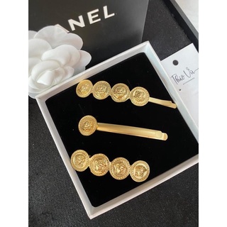 Cặp tóc Versace