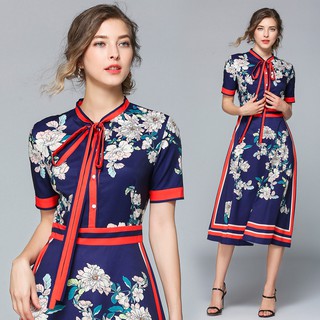 Đầm dài tay ngắn in họa tiết Retro sang trọng
