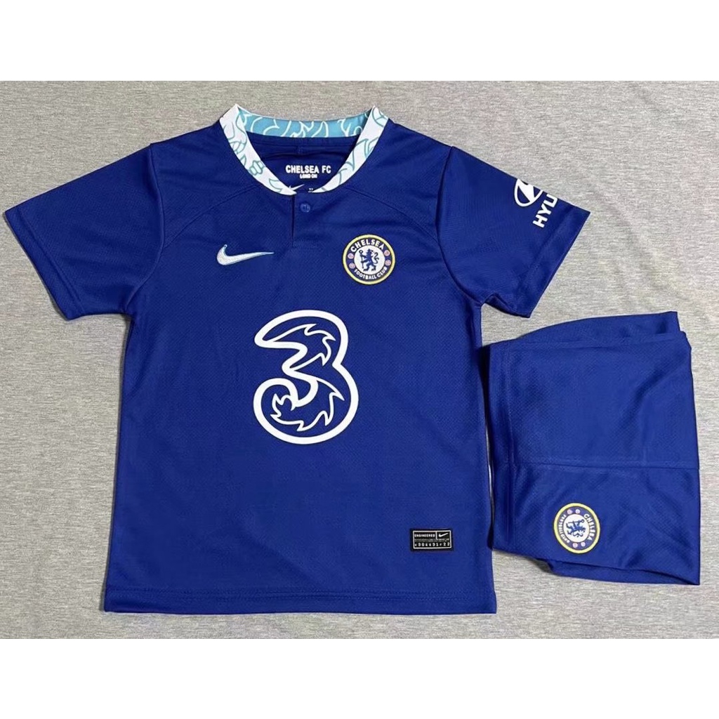 Bộ Áo Thun Chelsea Tay Ngắn Màu Xanh Dương Phối Quần Short Số 16-28 Phong Cách Bóng Đá 22 / 23 Cá Tính Cho Bé