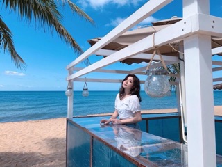 ÁO CROPTOP TRẮNG CHÉO CỘT NƠ LƯNG🦋
