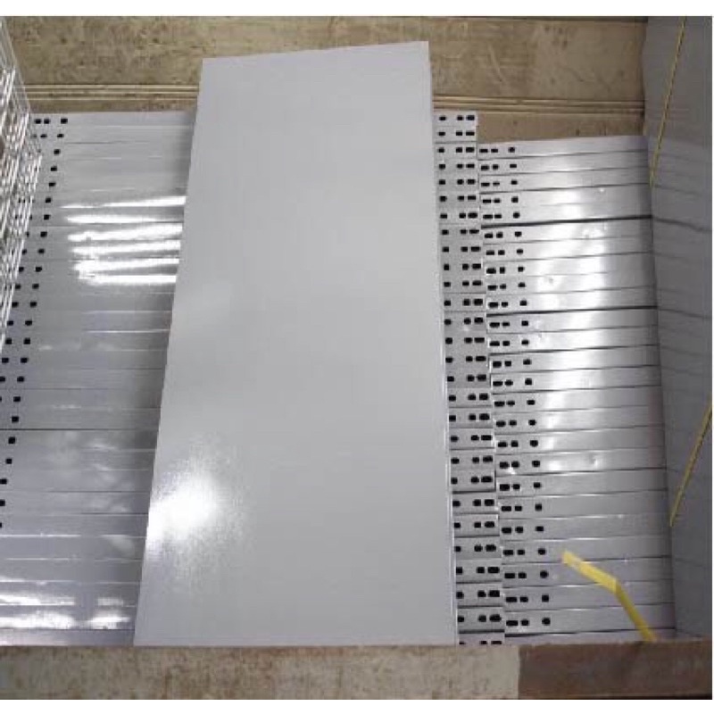 Sắt v lỗ ráp kệ đa năng v3-3 kệ sắt thanh v sắt lắp giàn cây rau