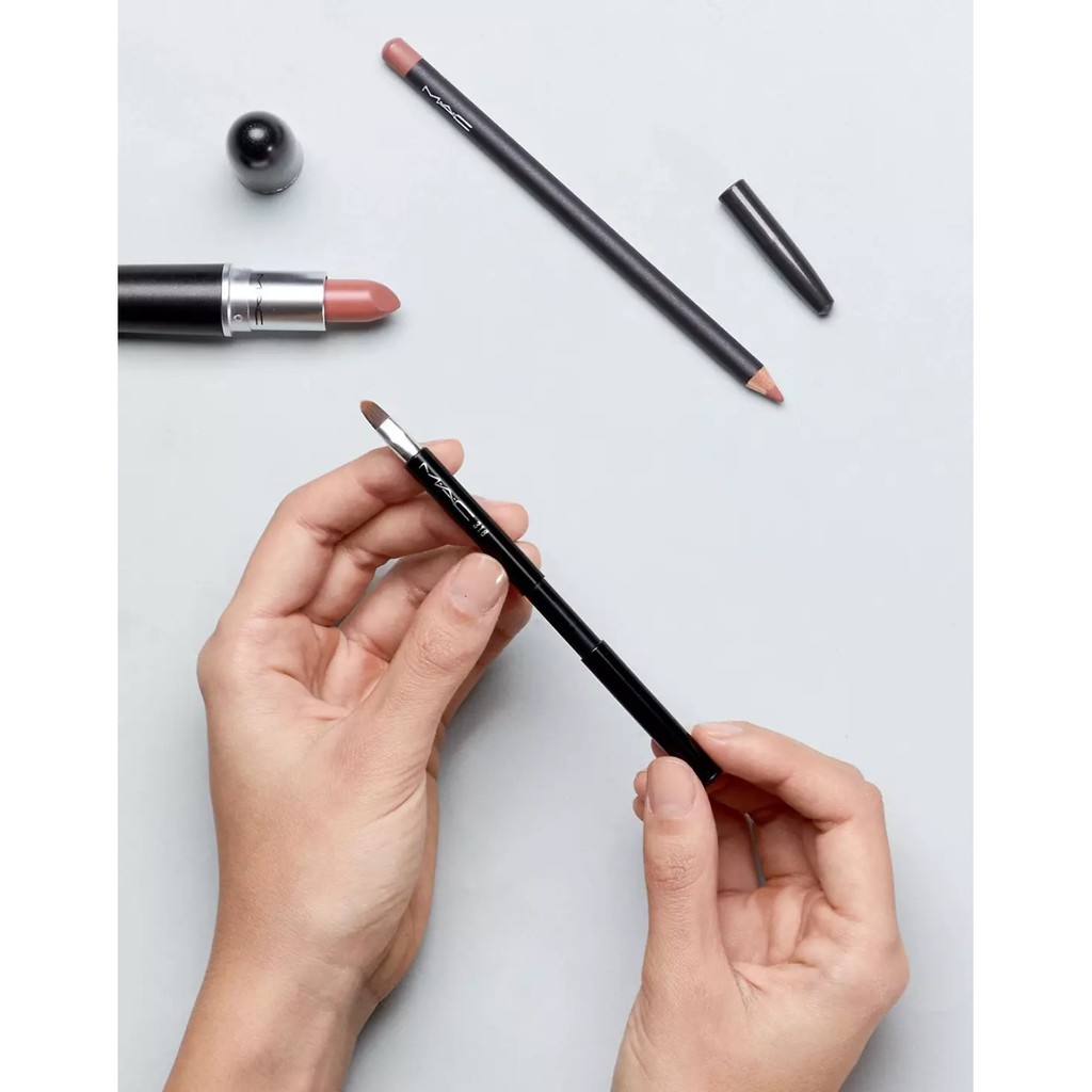 Cọ Tô Màu Môi MAC 318 - Lip Brush