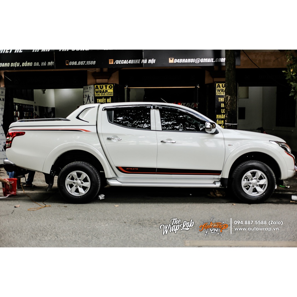 Tem họa tiết xe Triton White Athele - Tem họa tiết ô tô Mitsubishi, tem dán sườn xe thể thao