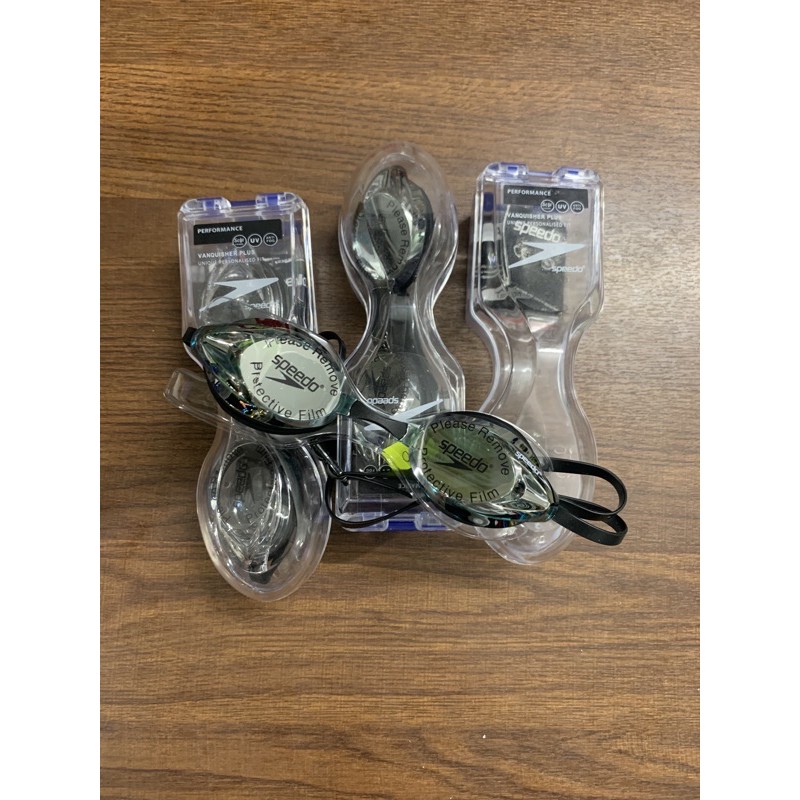 kính bơi tráng gương