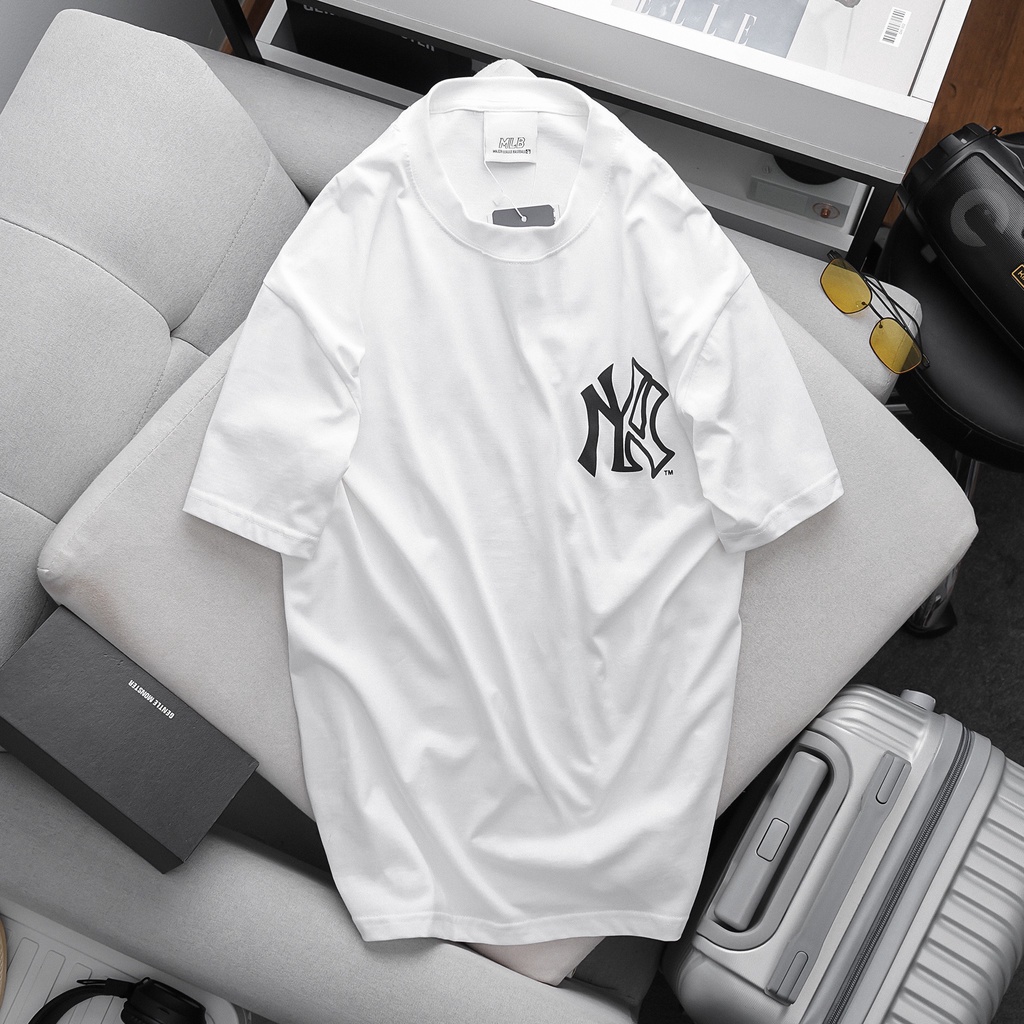 Áo thun tay lỡ unisex tay lở over size họa tiết momogram cá tính MB927