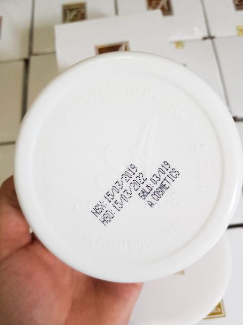 Kem dưỡng trắng da body siêu rẻ nhỉ | BigBuy360 - bigbuy360.vn