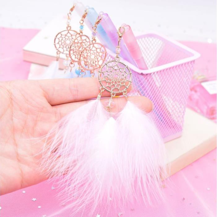 Xả kho giá rẻ Bút gel dreamcatcher lông vũ Pika shop