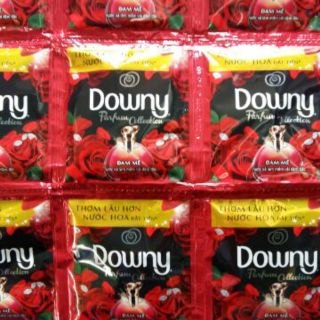 Combo 10 gói (1 dây) nước xả vải Downy - đam mê/huyền bí/nắng mai 20ml/gói.