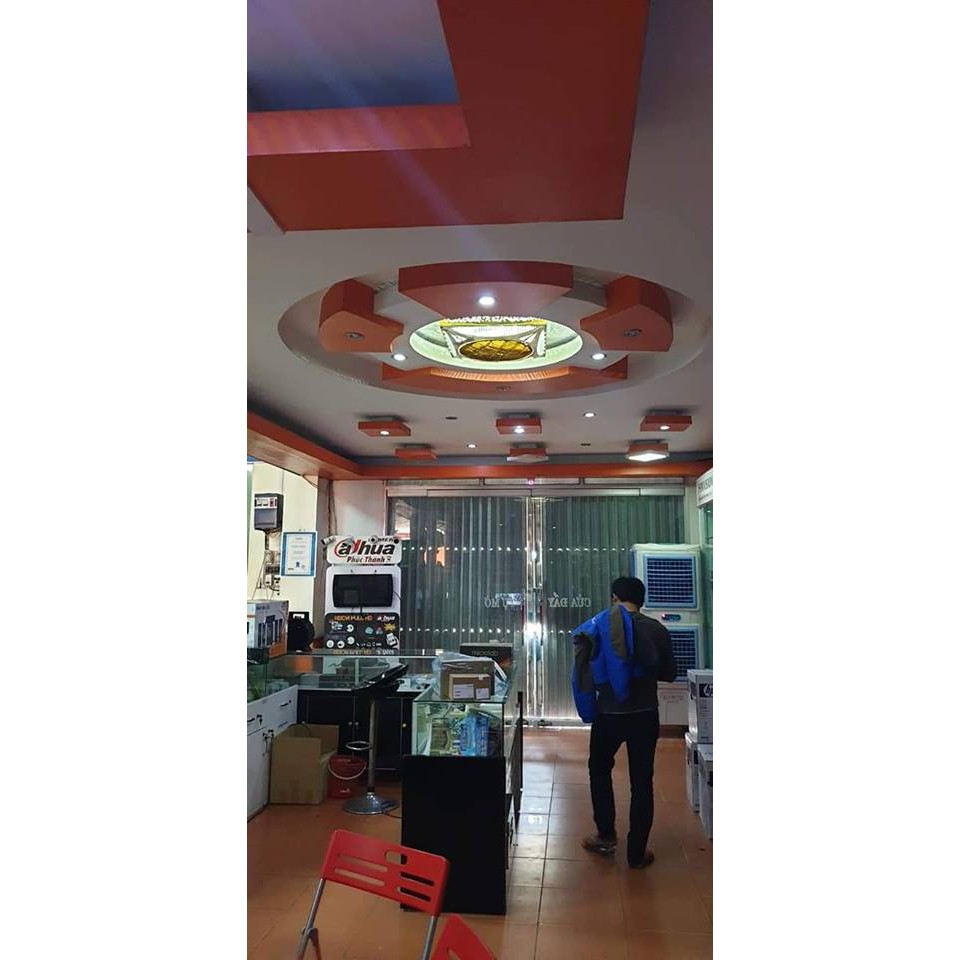 Quạt trần hộp thế hệ mới DAEKI DK-301VT (Tích hợp đèn LED 3 kiểu sáng )