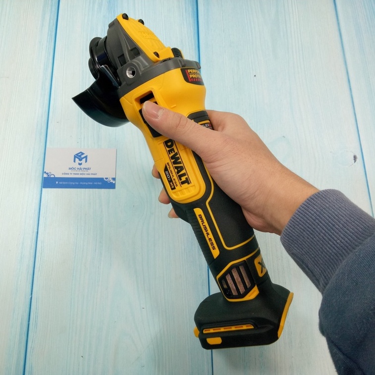 Máy mài góc pin Dewalt DCG409, máy cắt pin Dewalt 409 chính hãng nghề mộc