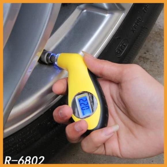 Đồng hồ đo áp suất lốp độ chính xác cao Tire Gauge - Đong hồ đo áp suất cảm biến điện tử có đèn led