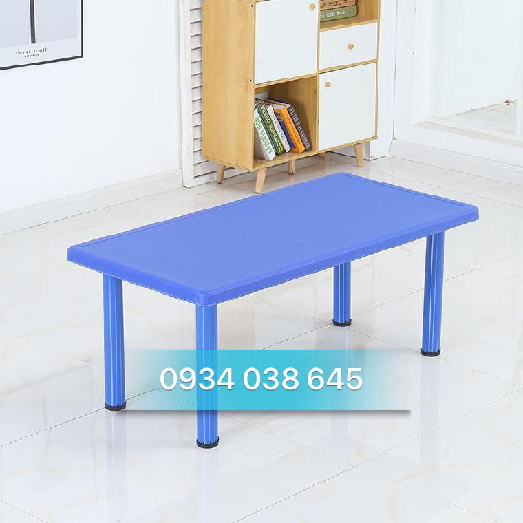Bàn nhựa nhập khẩu cho bé mẫu giáo | BigBuy360 - bigbuy360.vn