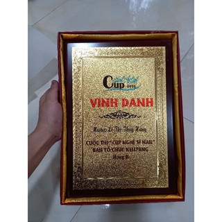 Bảng vinh danh