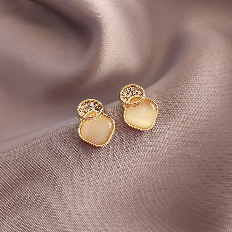 Đôi Khuyên Tai Xinh Xắn Thời Trang Cho Nữ