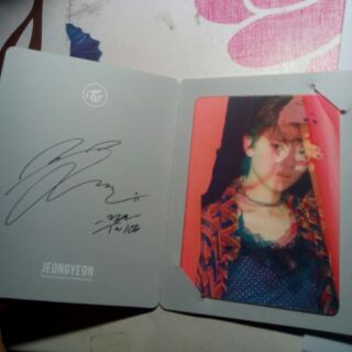 Card Jeongyeon