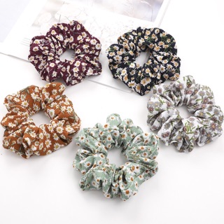 Cột tóc scrunchies hoạ tiết hoa cúc daisy