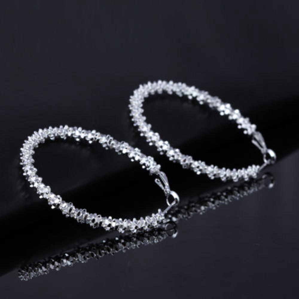 Hoa tai hình tròn thời trang dành cho nữ