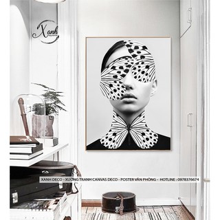 Tranh canvas HIỆN ĐẠI CÔ GÁI CÁNH BƯỚM gồm khung