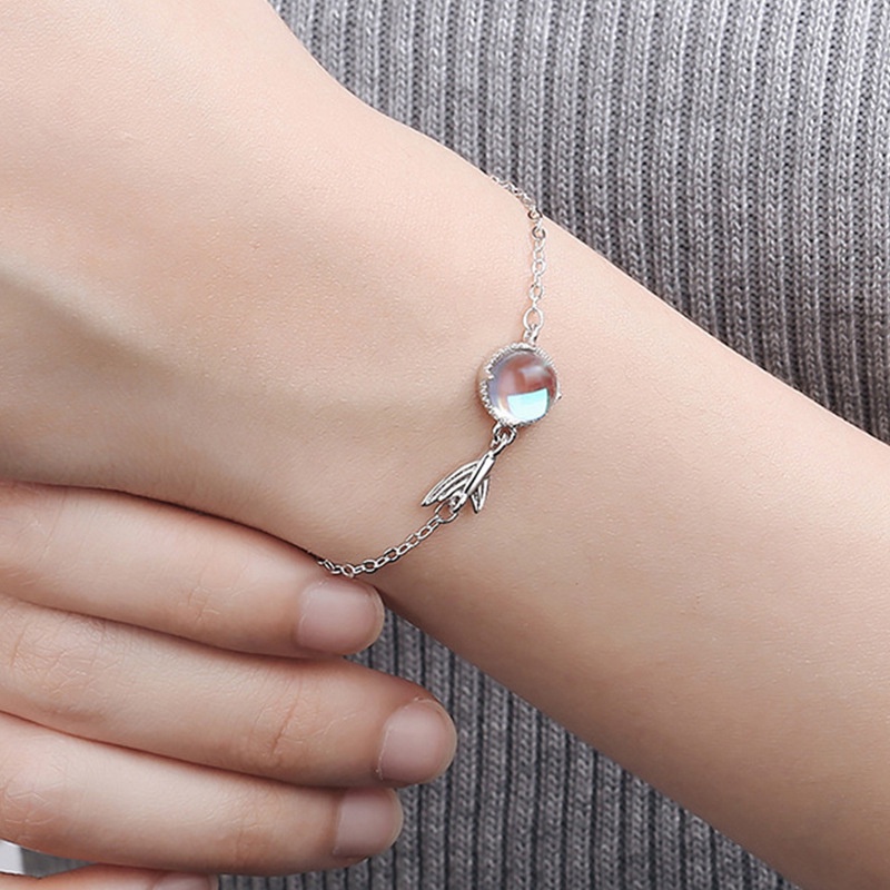 Vòng Tay Mặt Đuôi Cá Màu Xanh Dương Sang Trọng