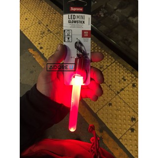 Supreme Glowstick Keychain / Móc khóa phát sáng