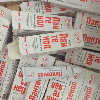 KEM BÔI BỎNG CỦA NGA EVO PANTHENOL