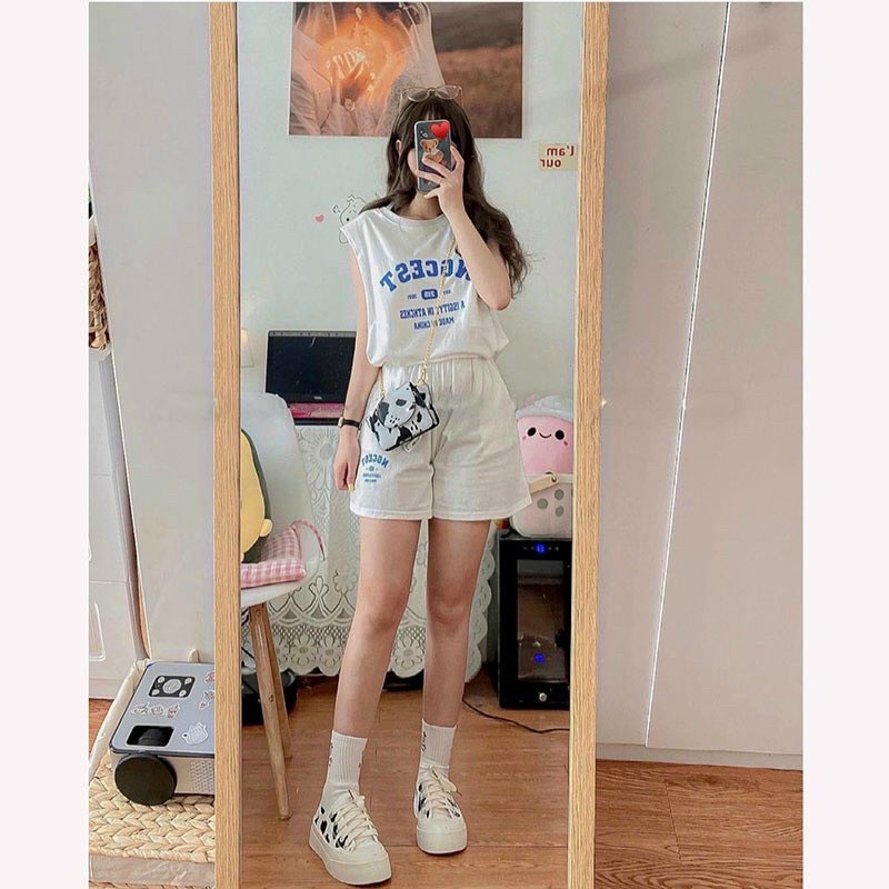 Bộ đồ 3 lỗ dành cho nữ in NGCEST,chất cotton đem lại cảm giác thỏa mái khi vận động
