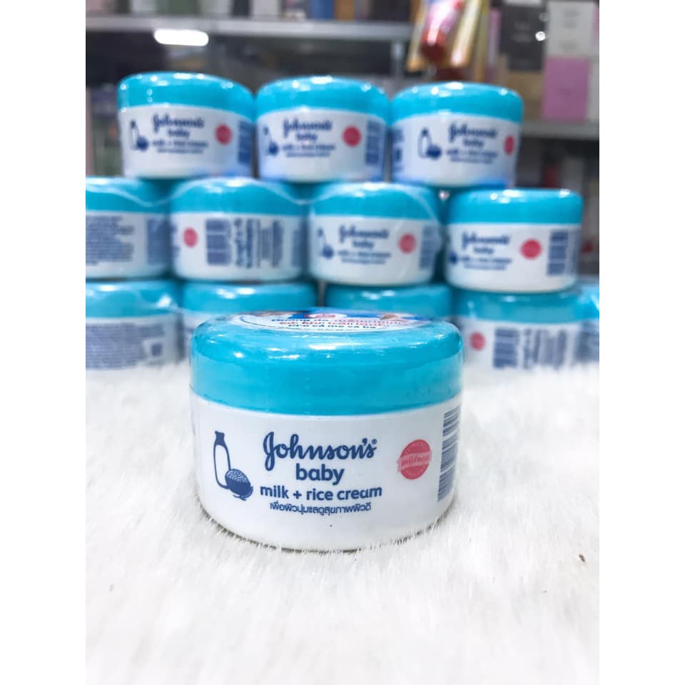 Kem Dưỡng Da Johnson’s Baby Milk Cream Nắp Xanh 50g chính hãng cty nhập khẩu 50g