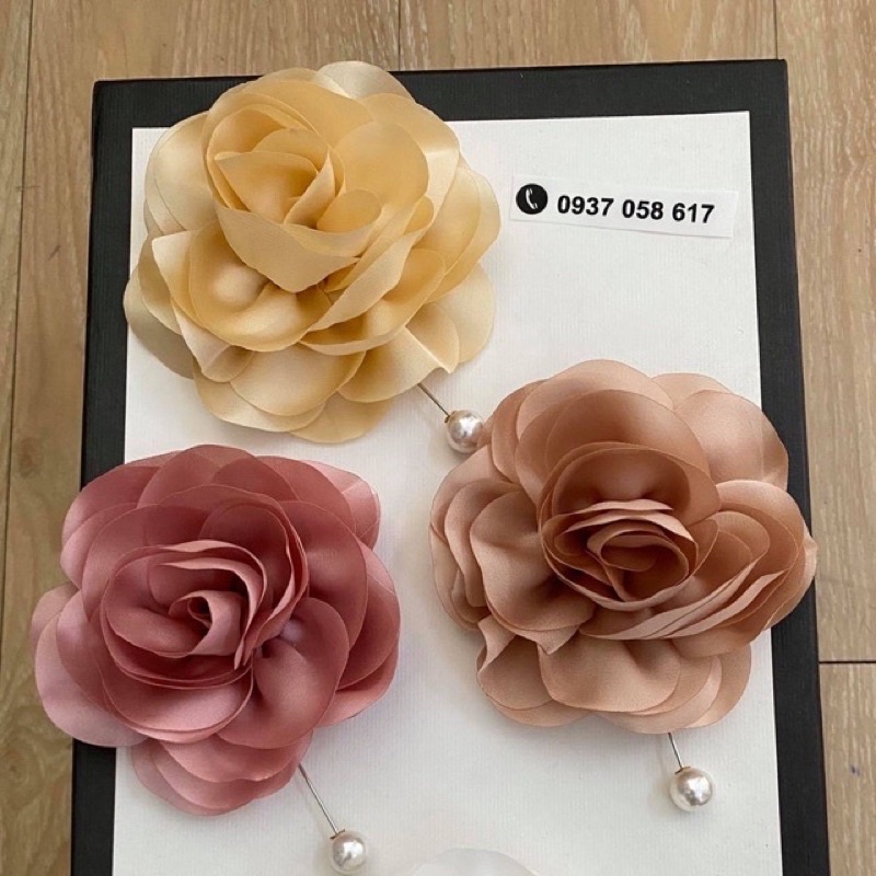 Set 5 bông hoa lụa voan cài váy áo