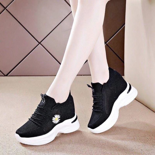 Giầy thể thao nữ nâng đế 7 p đế nhẹ