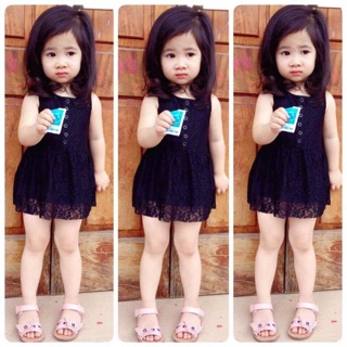 Ri váy xinh