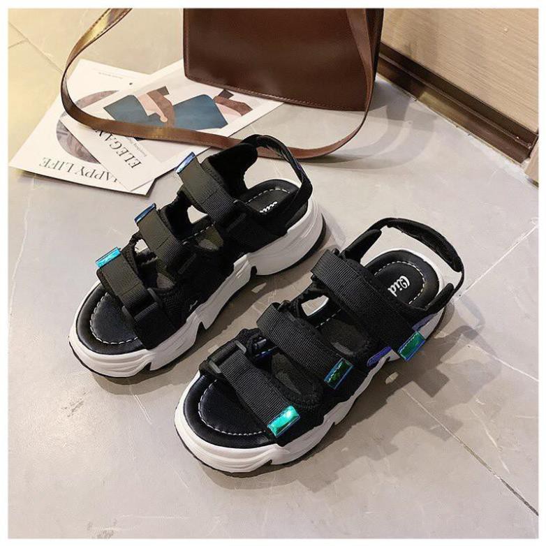 Giày Sandal Nữ Đi Học THiết Kế 3 Quai Hiện Đại - Sneaker Nữ Cao Dáng Cực Xinh, Đi Thoải Mái Mang Êm Chân CHo Các Chị Em