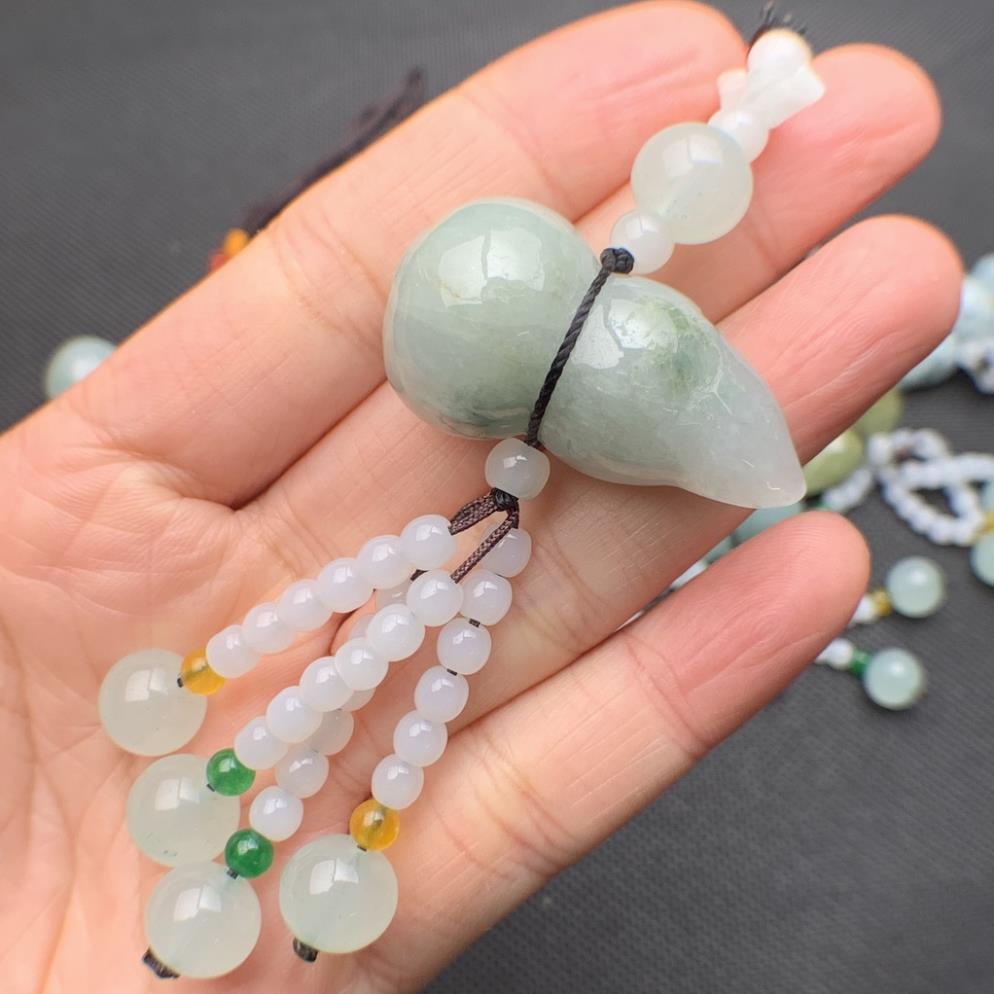 Mặt dây chuyền hồ lô tài lộc may mắn ngọc phỉ thúy - Ngọc Thiêng