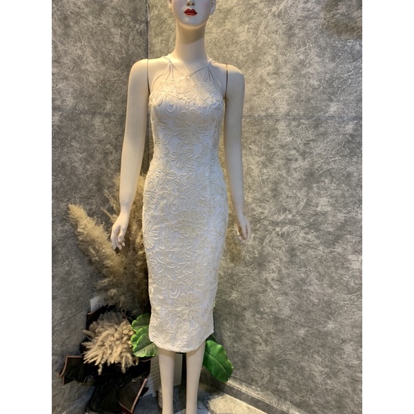 Đầm body ren hoa cổ yếm siêu sang chảnh D18