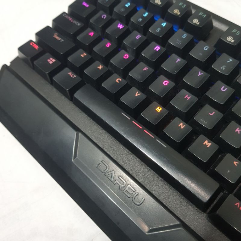 Bàn phím cơ dareu ck 526s hàng thanh lý còn tốt