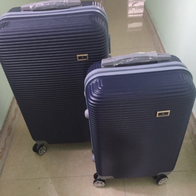 vali nhựa vân 3d cao cấp ,bánh xe xoay 360 độ , phủ sơn nhám chống chày xước chống va đập