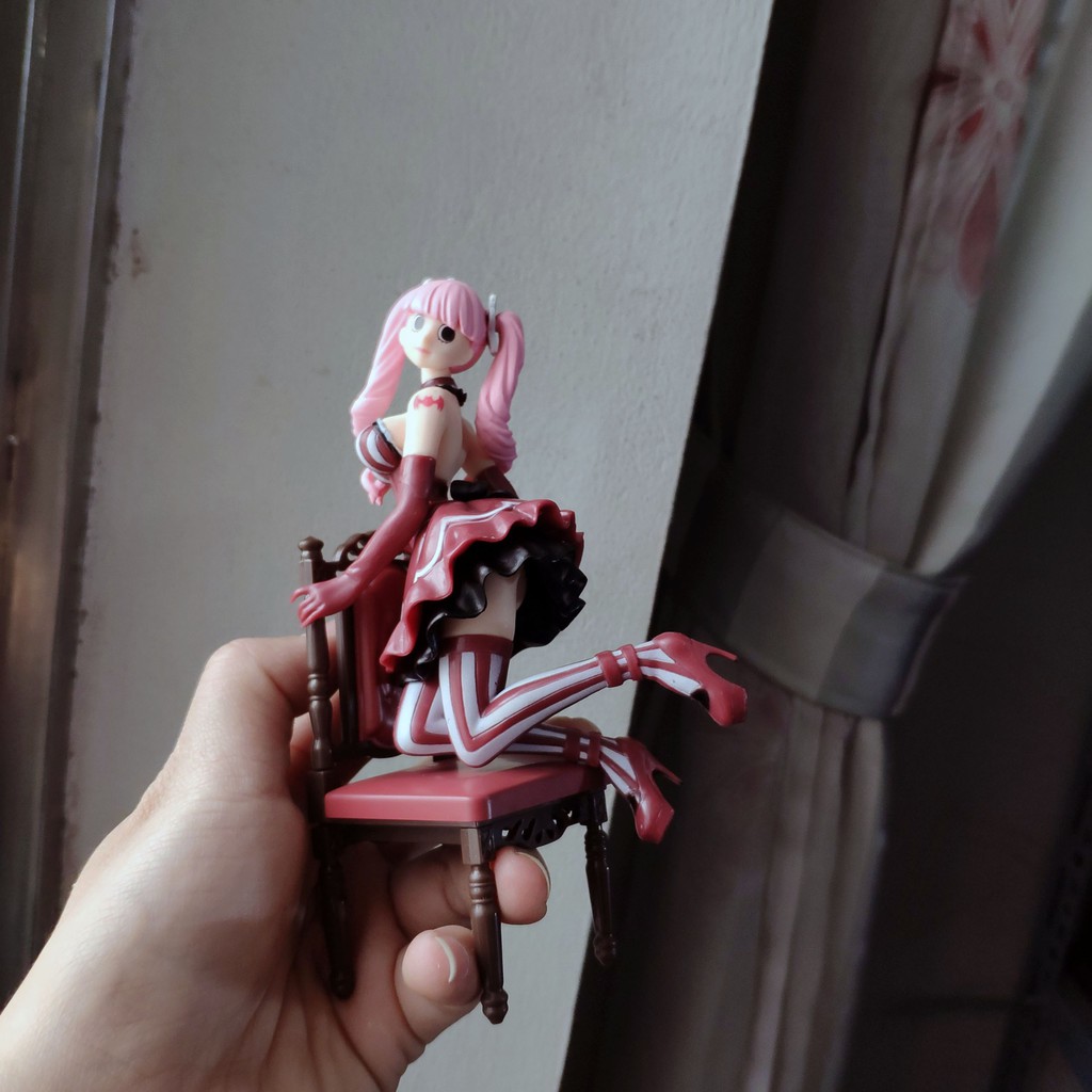 Mô hình đồ chơi tượng nhân vật Perona trong anime One piece đảo hải tặc princess ghost onepiece công chúa của Mihawk