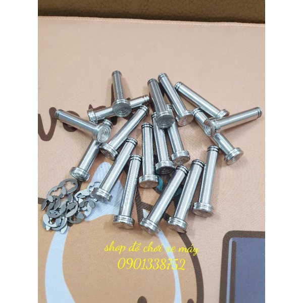 bộ 2 con ốc sỏ gác chân inox 304 gắn honda yamaha vario gắn zin