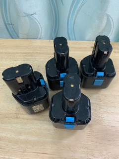 Pin hitachi 12v