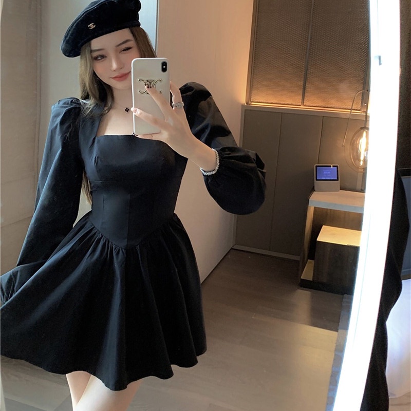 Đầm tay phồng cổ vuông form ôm thời trang