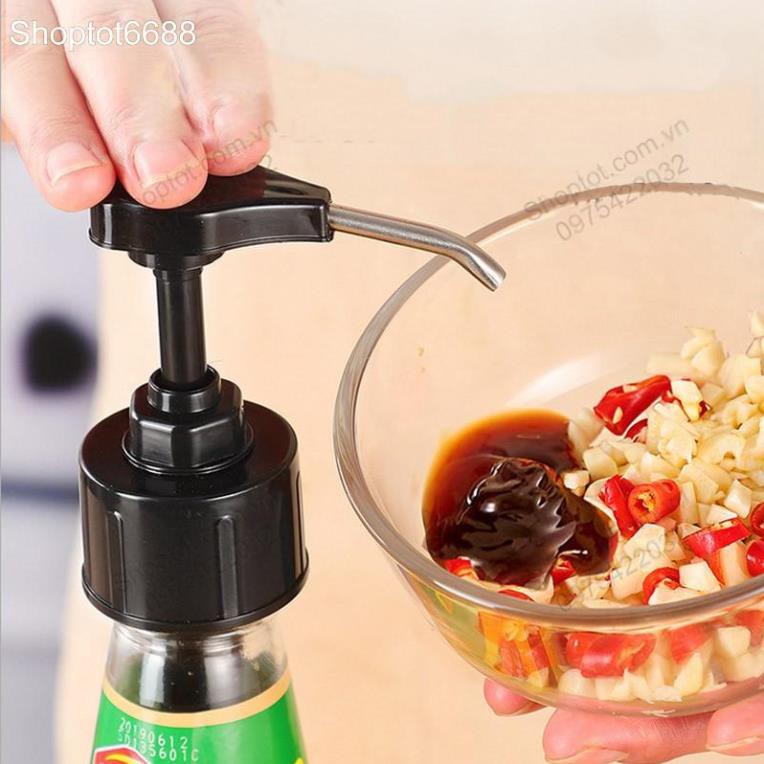 ĐẦU NẮP XỊT GIA VỊ THÔNG MINH ĐA NĂNG GẮN CHAI LỌ, XỊT TƯƠNG ƠT, TƯƠNG CÀ CHUA (Kho hàng Hà Nội)