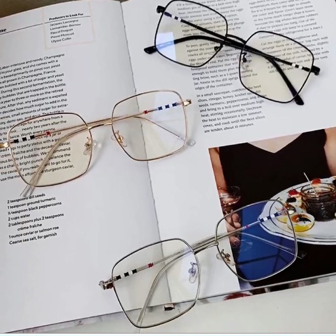 Kính giả cận nữ gọng vuông mắt kính không độ phong cách Hàn Quốc chống ánh sáng xanh đẹp sang trọng HANASO 020