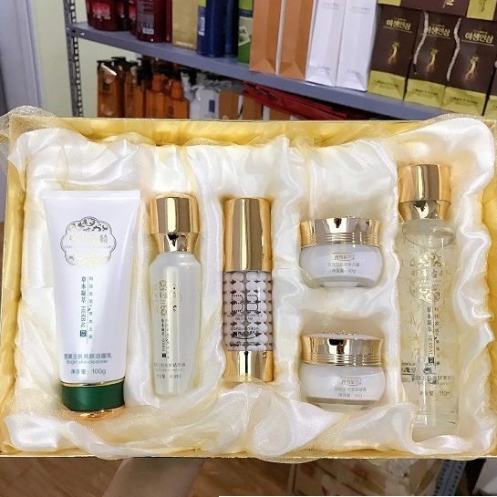 Bộ mỹ phẩm cao cấp Hoàng Cung thảo dược 6in1
