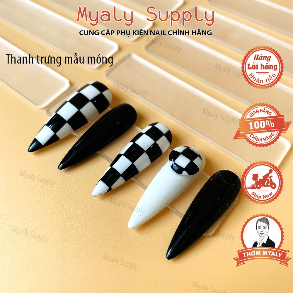 Thanh Trưng Bày Mẫu Móng Mica Trong Suốt 1369